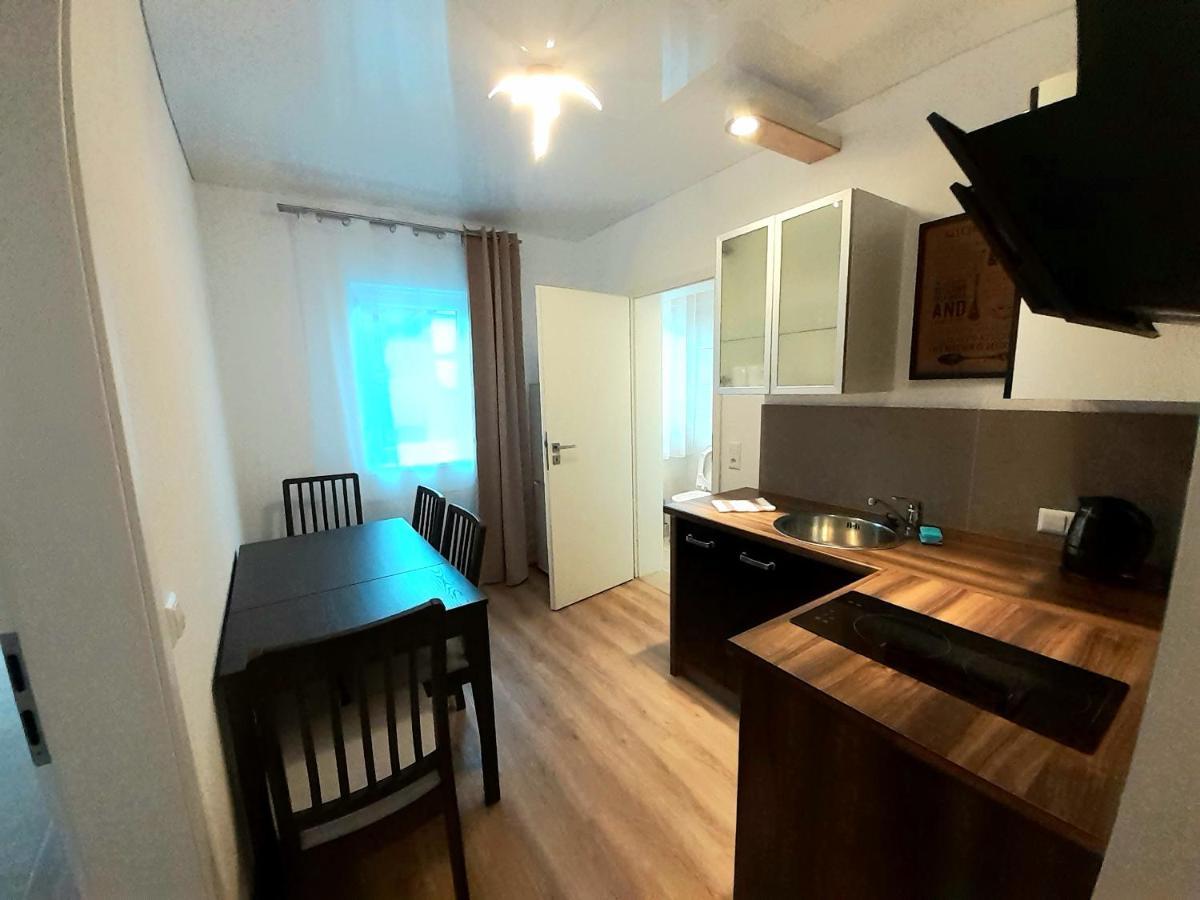 Modernes Apartment Metzingen 2 Reutlingen Exterior foto