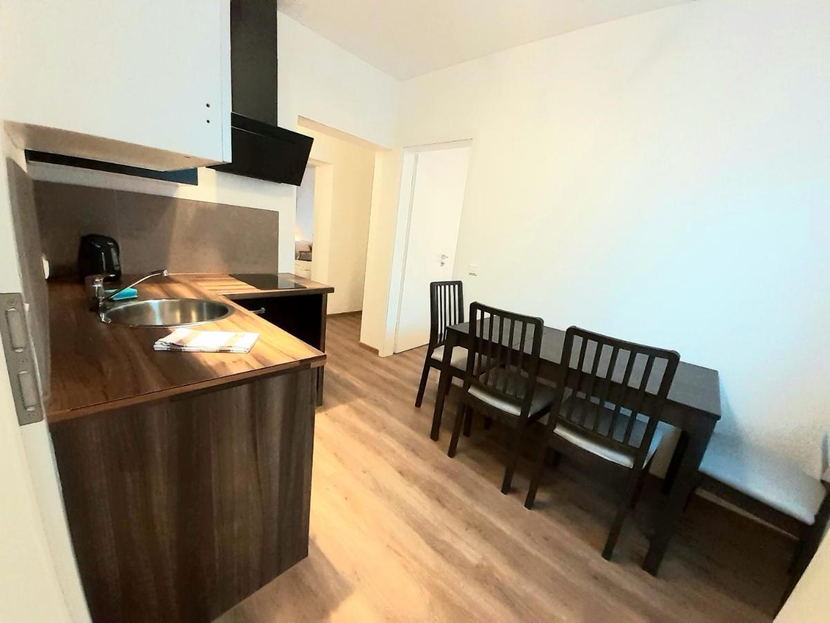Modernes Apartment Metzingen 2 Reutlingen Exterior foto